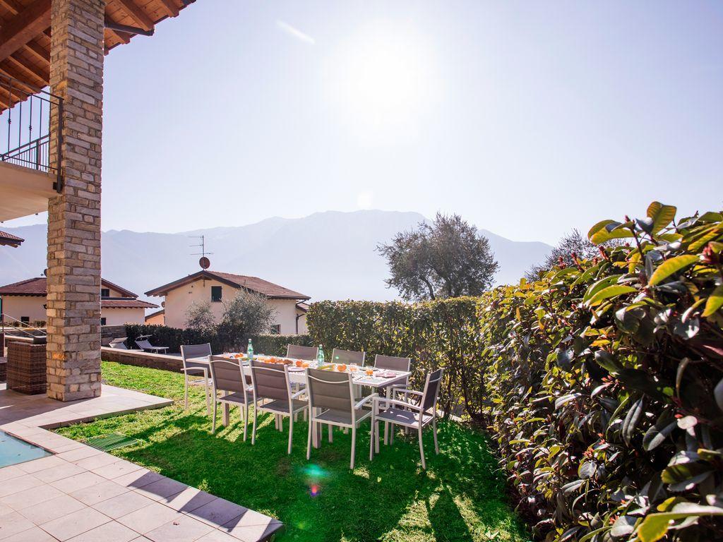 Ossuccio Grande C Home With Pool Sleeps 12 By Italian Apartments Комо Екстер'єр фото