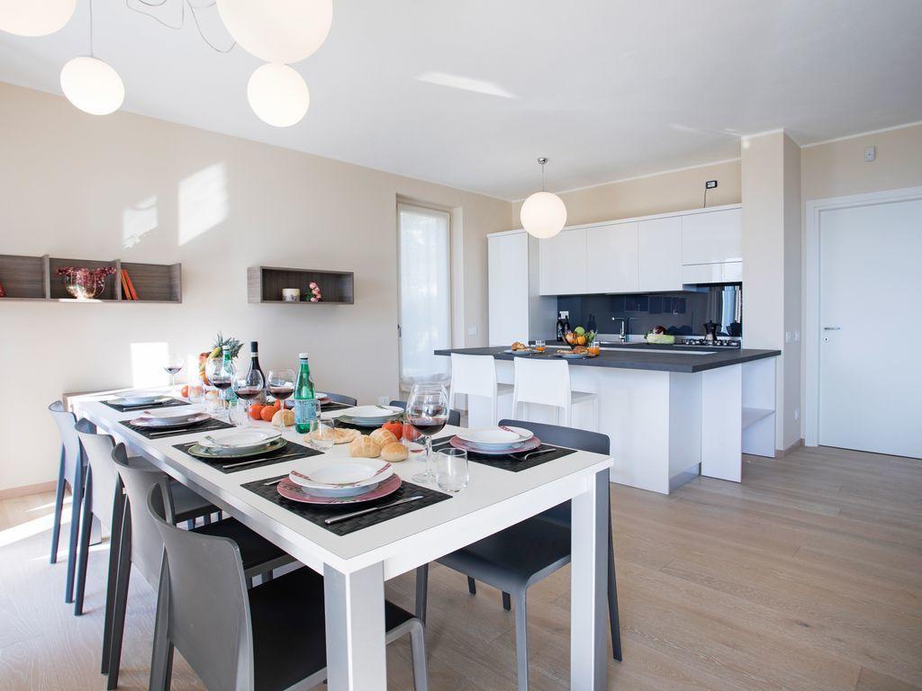Ossuccio Grande C Home With Pool Sleeps 12 By Italian Apartments Комо Екстер'єр фото