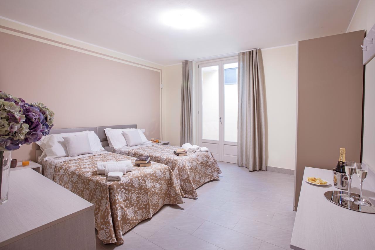 Ossuccio Grande C Home With Pool Sleeps 12 By Italian Apartments Комо Екстер'єр фото