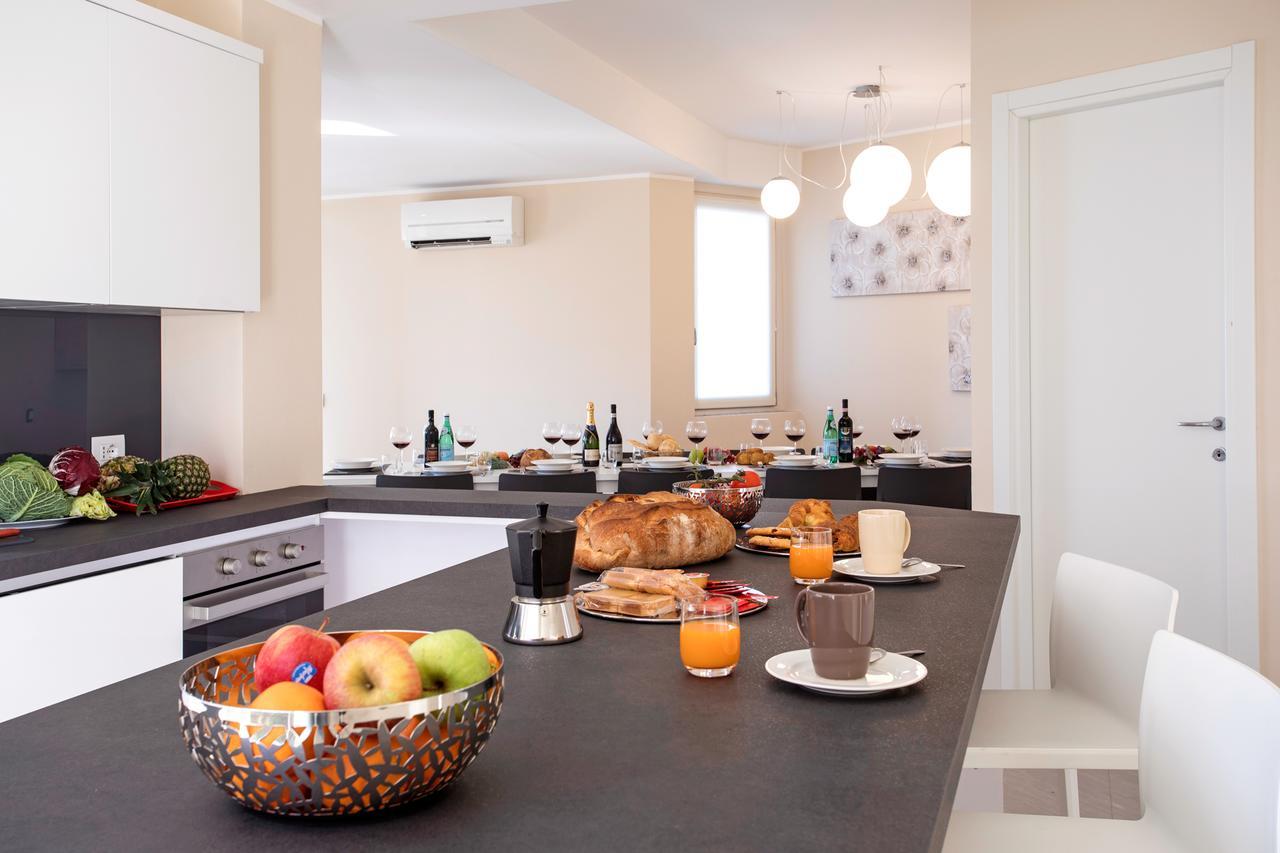 Ossuccio Grande C Home With Pool Sleeps 12 By Italian Apartments Комо Екстер'єр фото